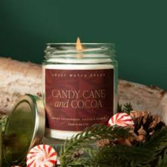 Candy Cane and Cocoa Soy Candle - Picture 1 of 2